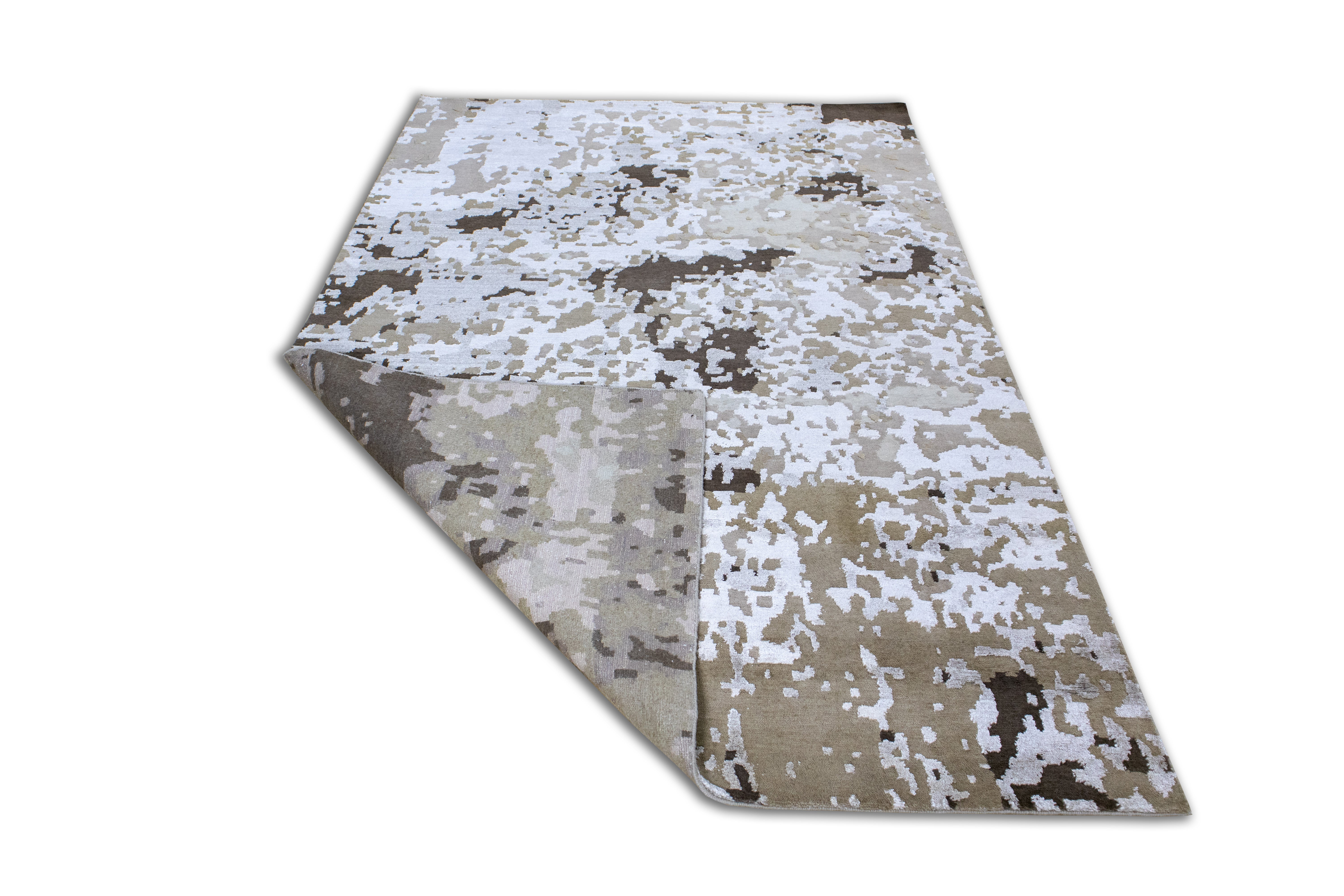 Adaline Abstract Indo-Nepali Wool Viscose Rug