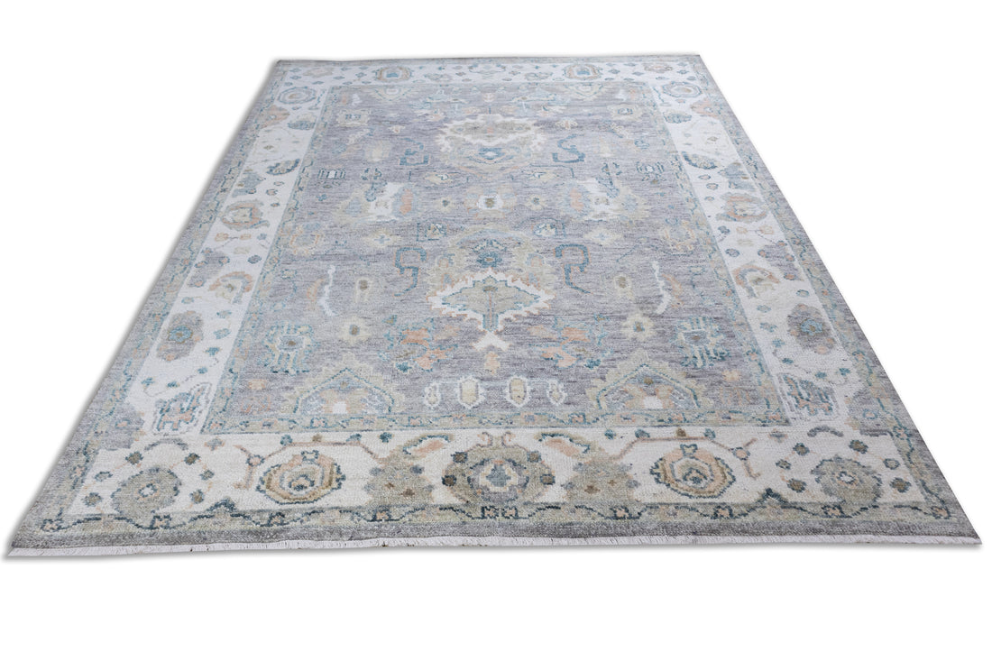 Delano Traditional Grey Hand-Knotted Wool Rug