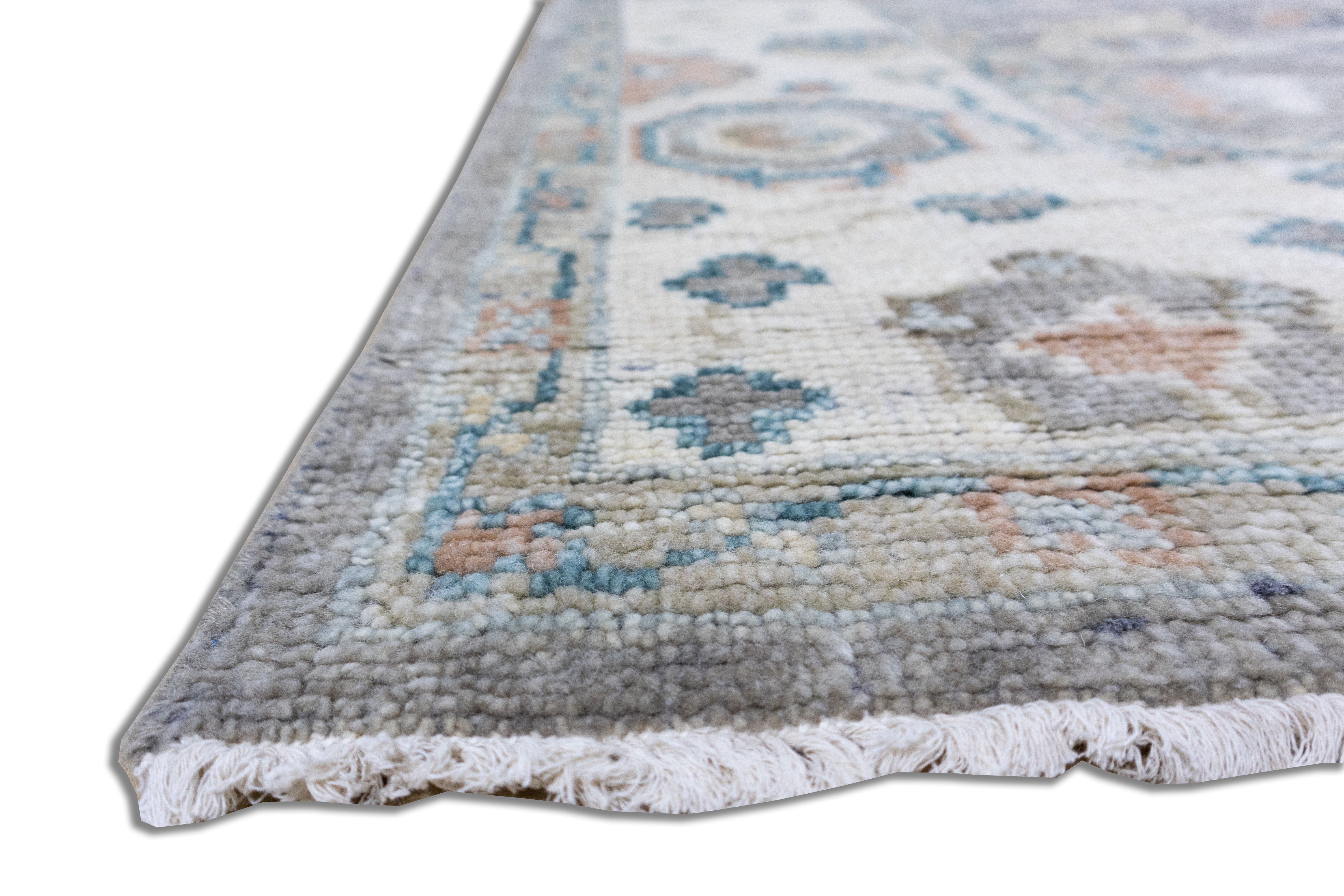 Delano Traditional Grey Hand-Knotted Wool Rug