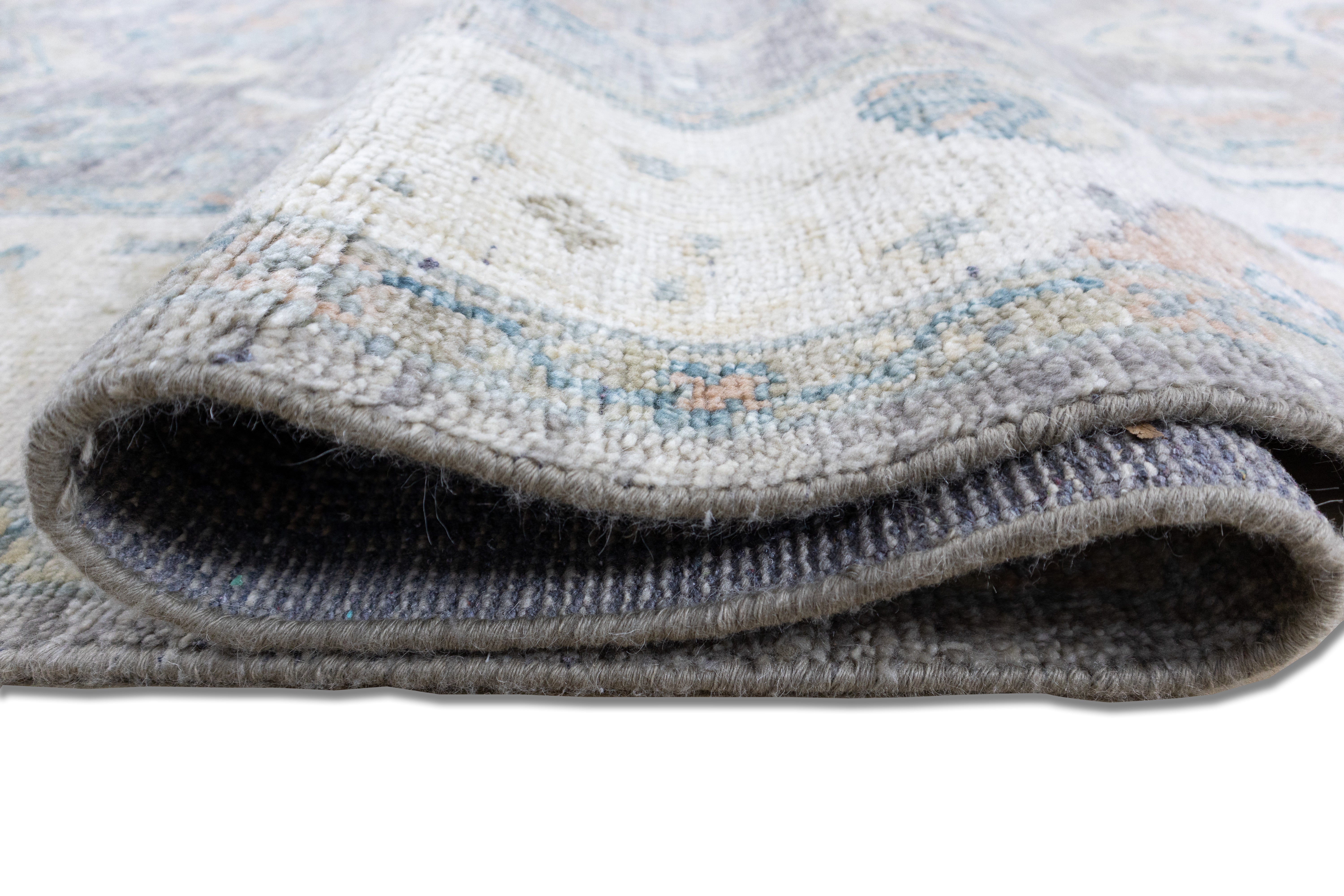 Delano Traditional Grey Hand-Knotted Wool Rug