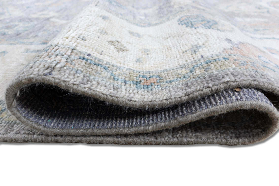 Delano Traditional Grey Hand-Knotted Wool Rug