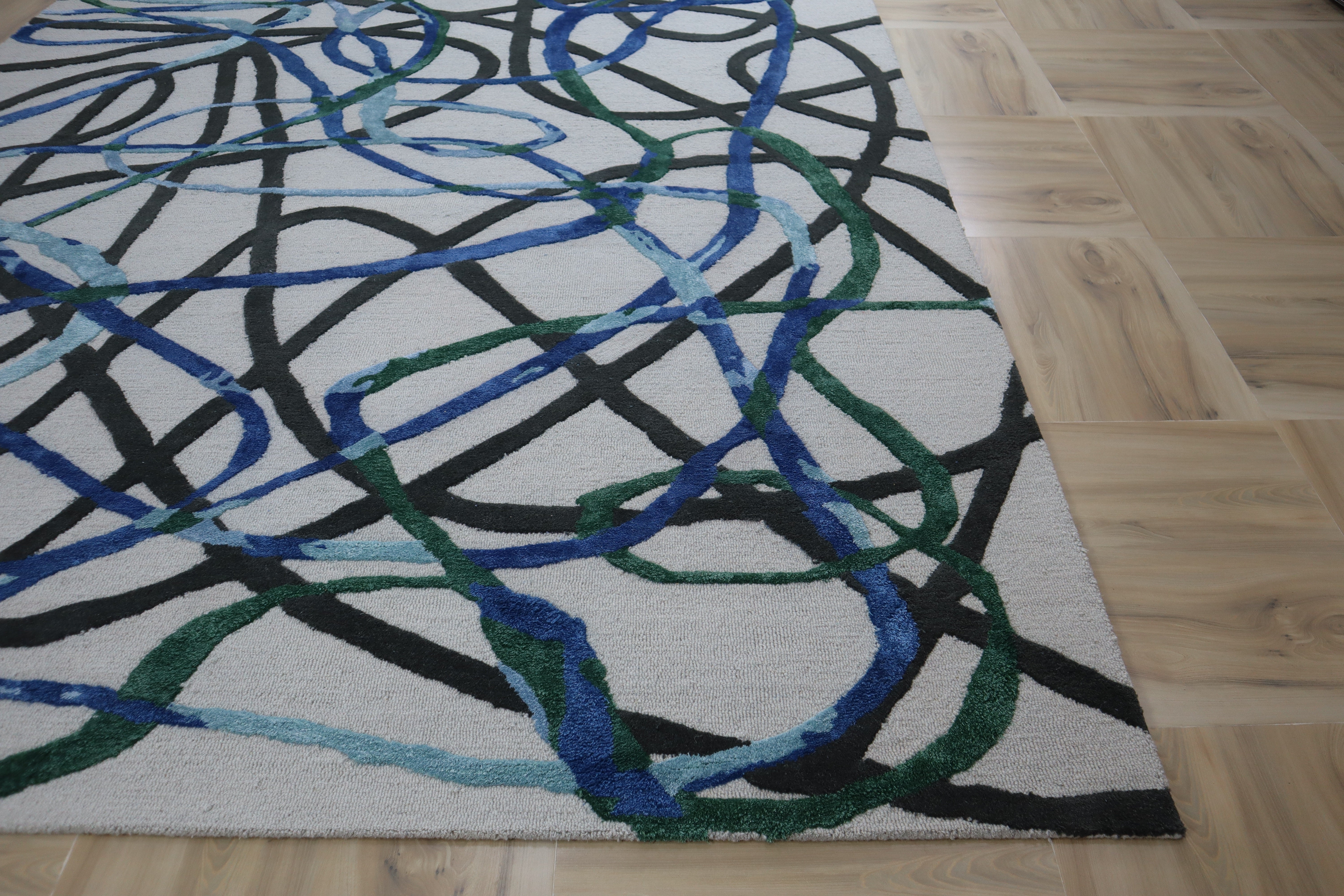 Estate Knotted Hand-Tufted Wool Rug