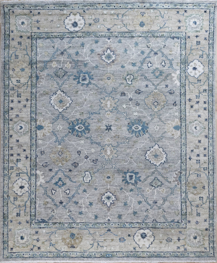 Decorative rug with floral pattern in blue and beige tones
