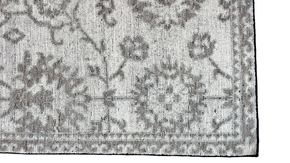 Kashan Vintage Grey Hand-Knotted Wool Rug