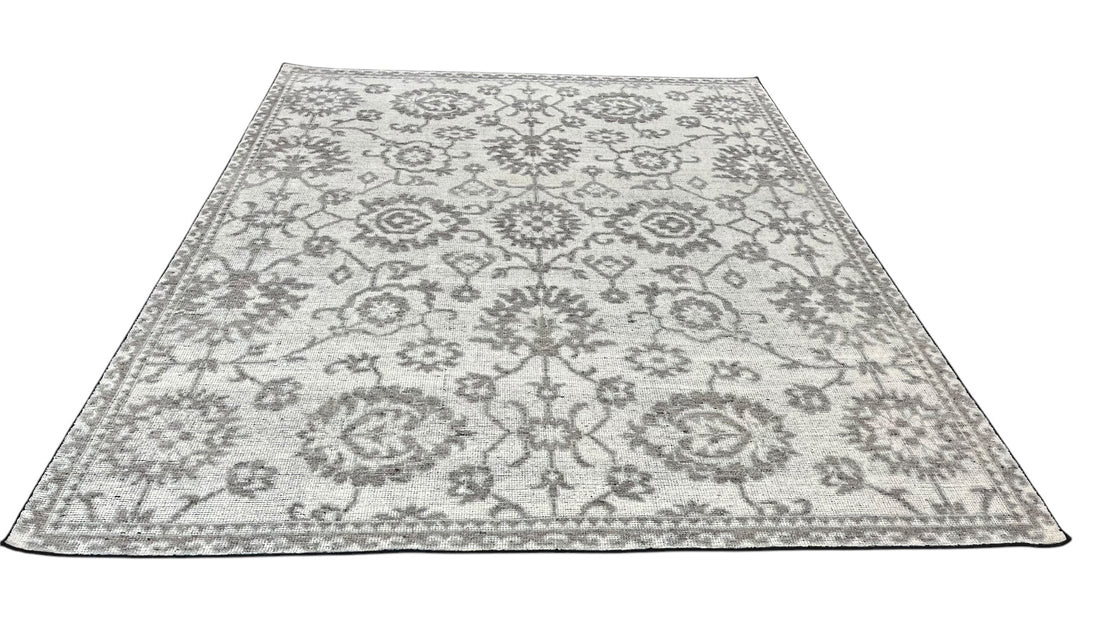 Kashan Vintage Grey Hand-Knotted Wool Rug