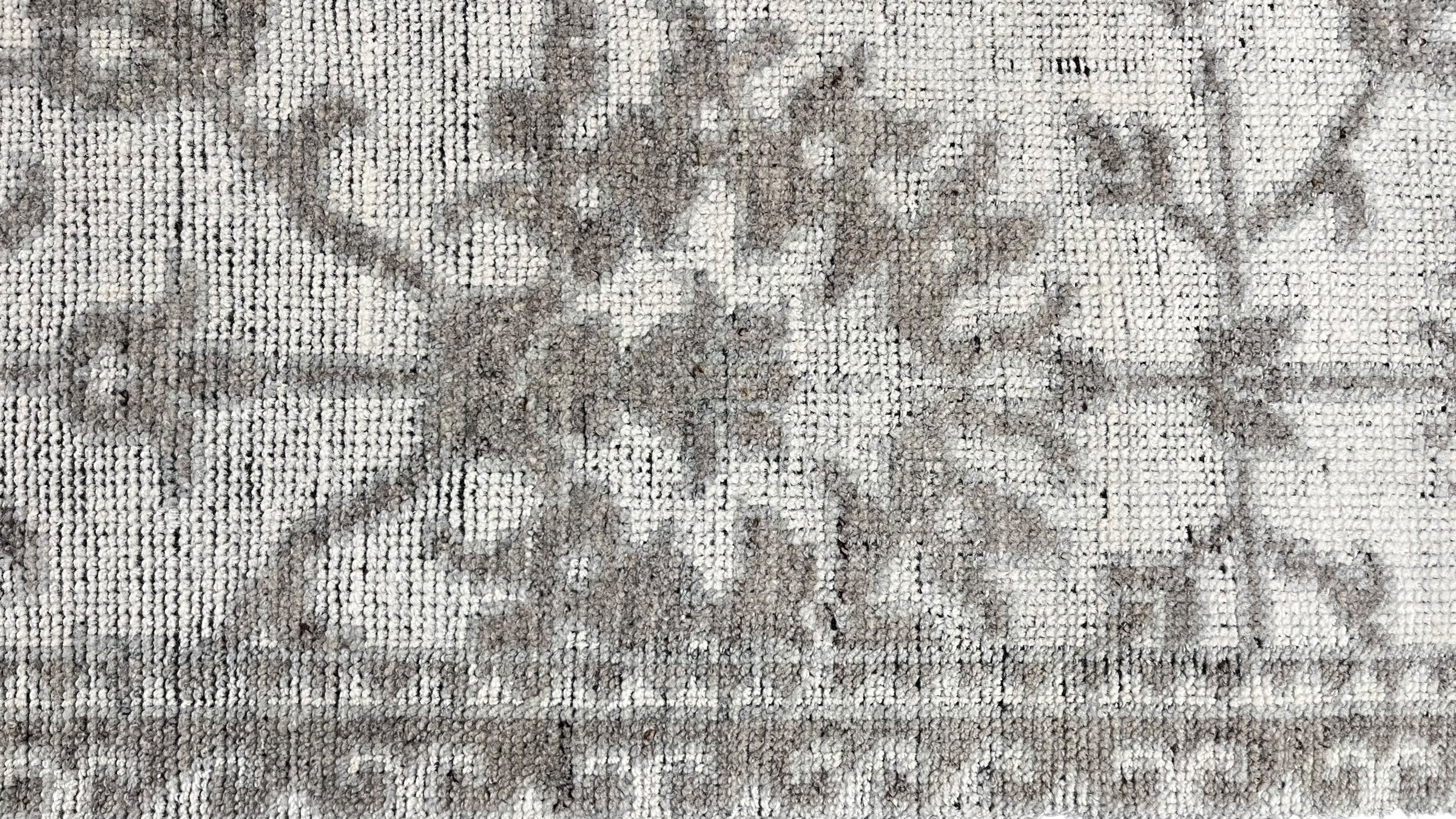 Kashan Vintage Grey Hand-Knotted Wool Rug