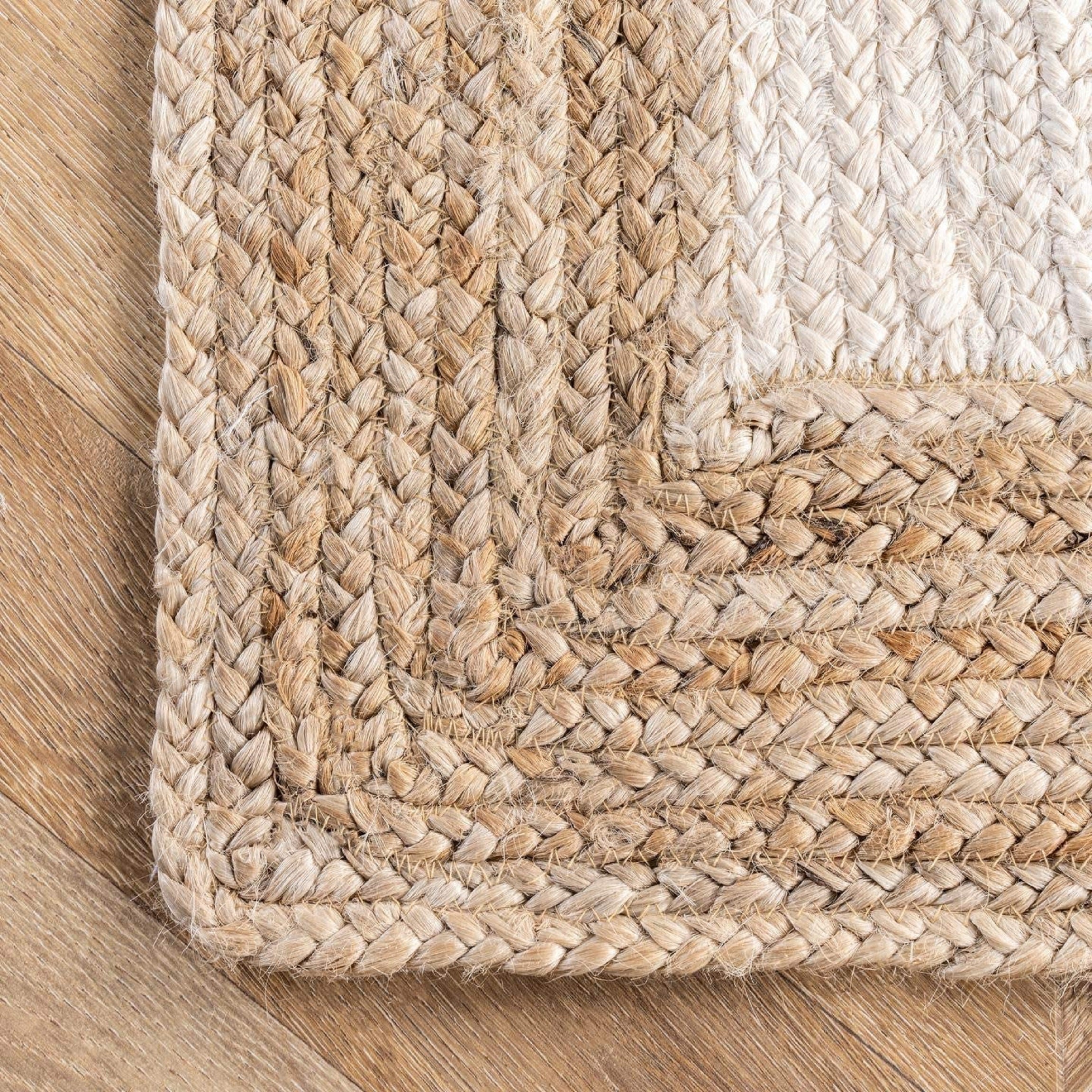Zari Border Jute Bohemian Stitched Handmade Rug