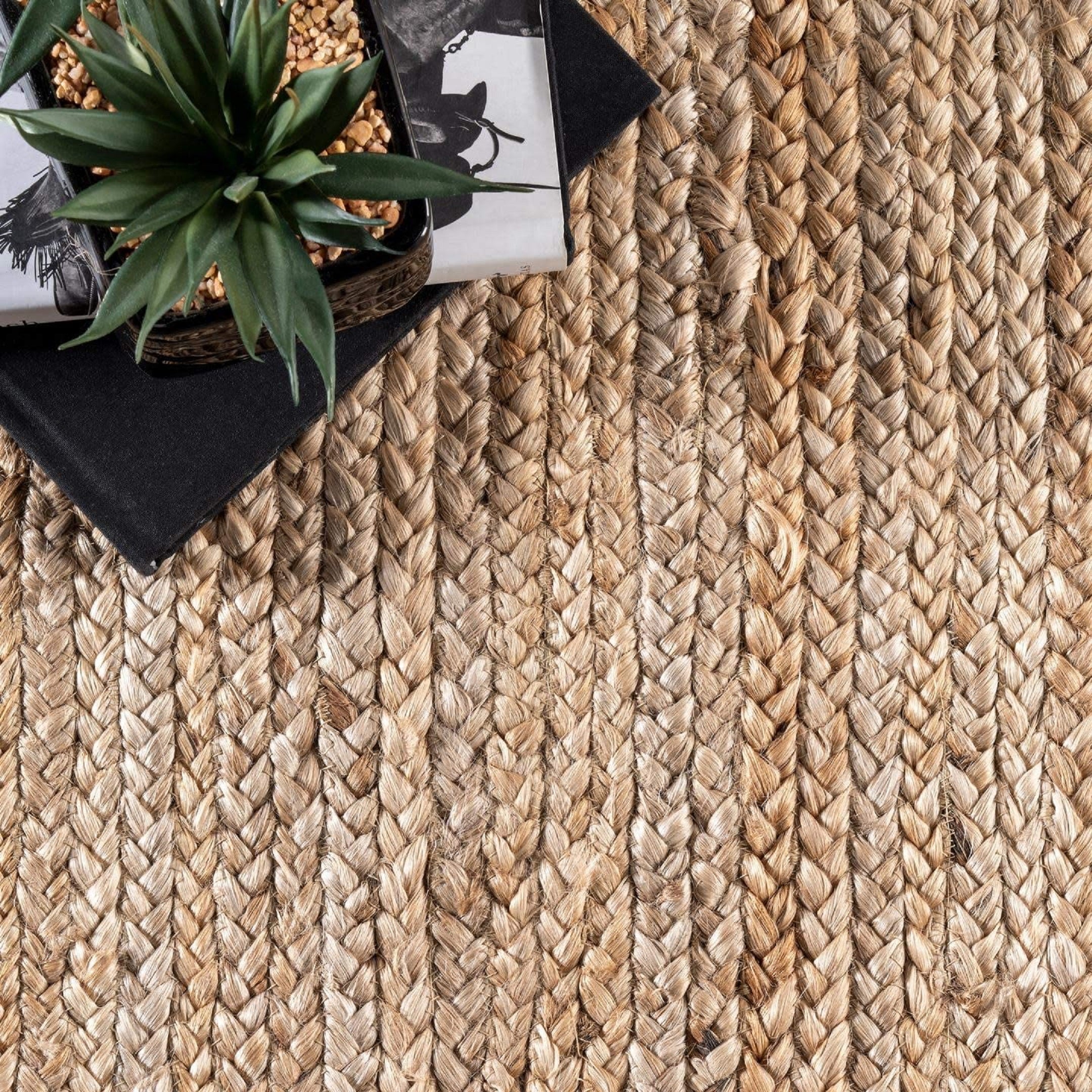 Zuma Textured Jute Bohemian Stitched Handmade Rug